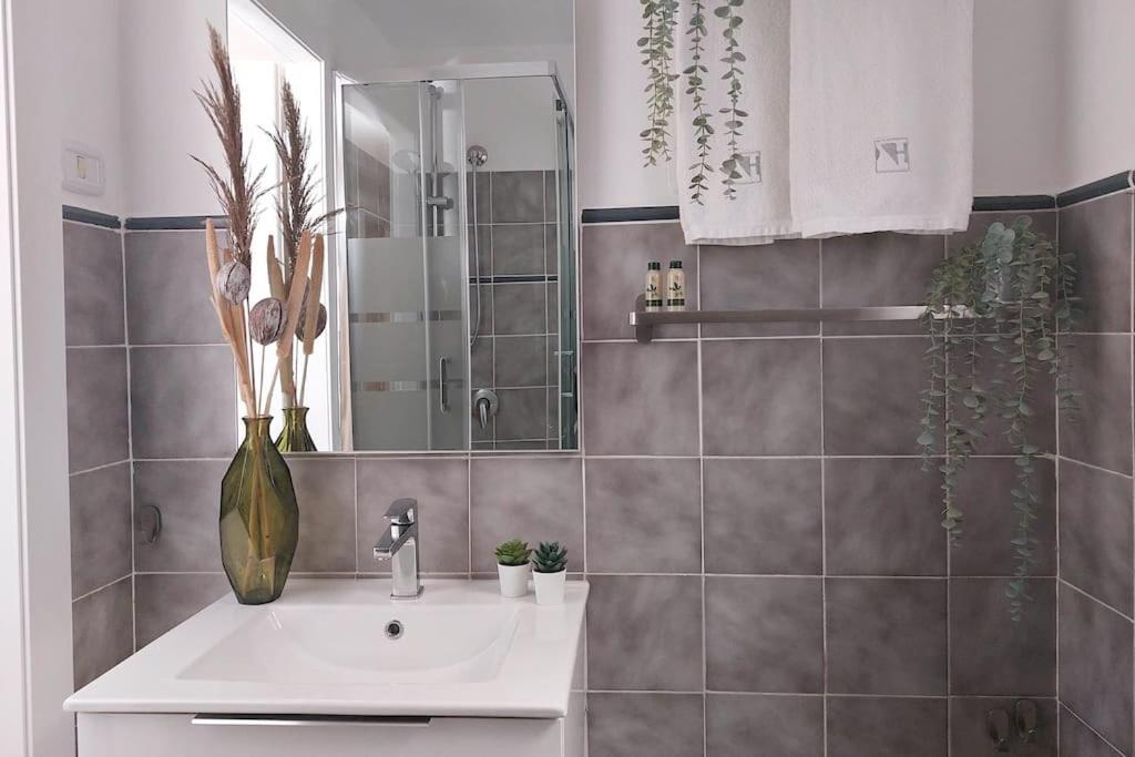 Terrace Mariu Apartment โรม ภายนอก รูปภาพ